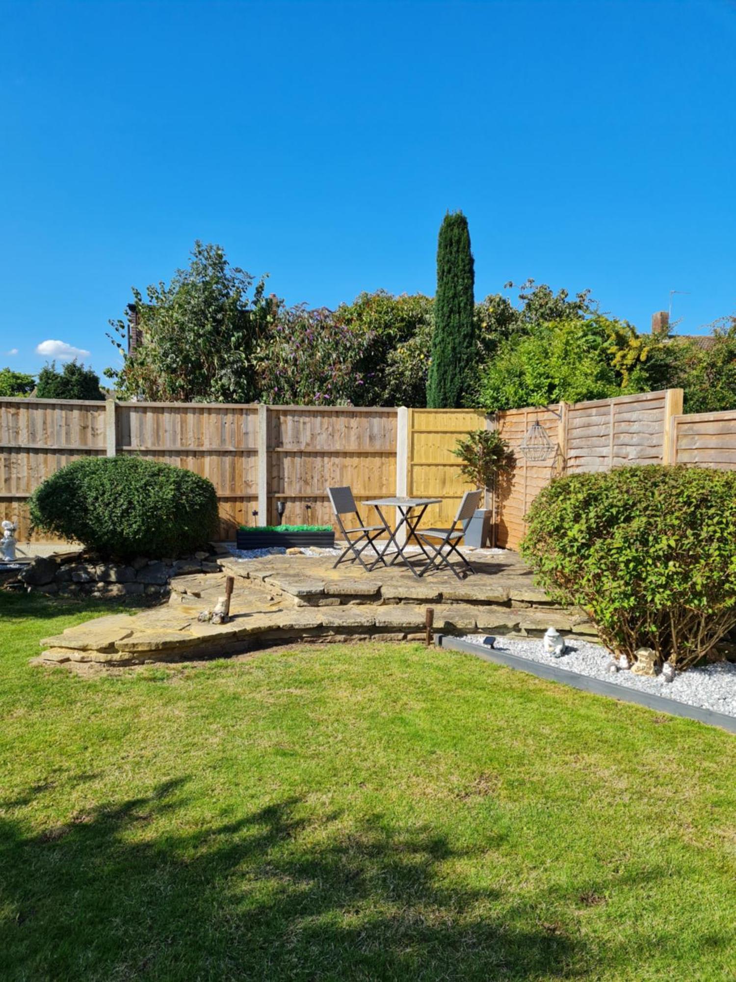A Bright And Spacious Gem Staines-upon-Thames Zewnętrze zdjęcie